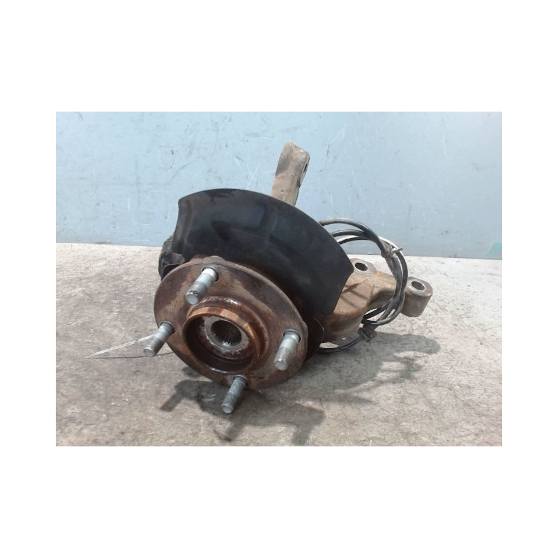 PIVOT AVANT DROIT NISSAN CUBE
