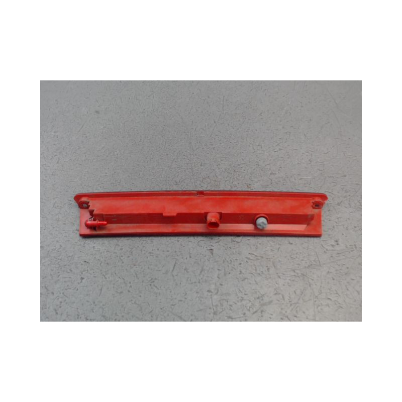 FEUX STOP SUPPLEMENTAIRE FORD FIESTA