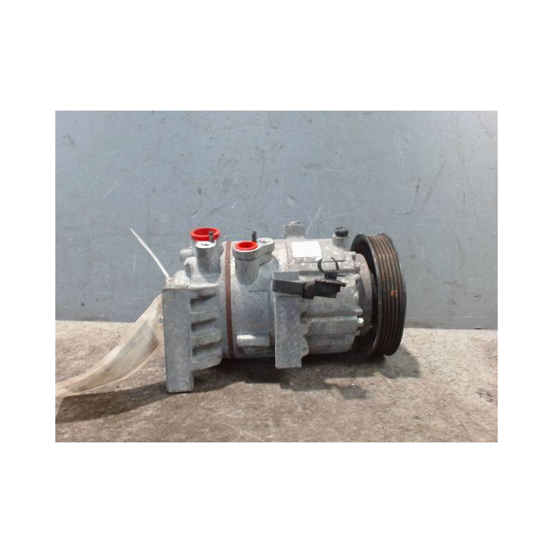 COMPRESSEUR AIR CONDITIONNE KIA CEE-D