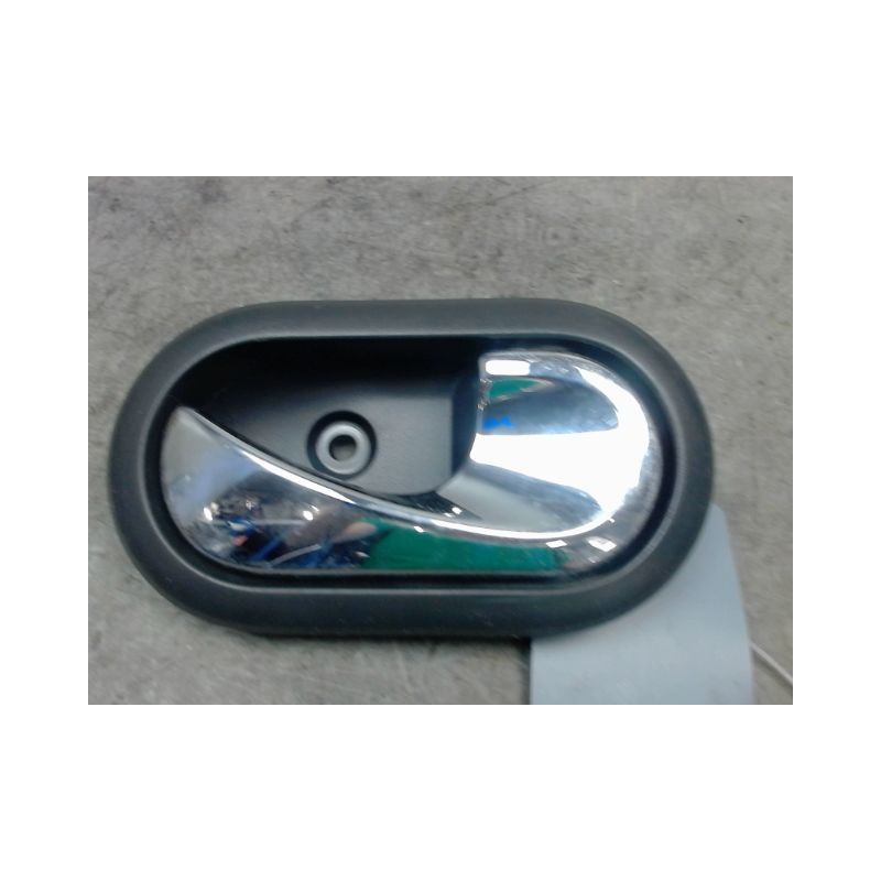 POIGNEE INTERIEURE PORTE AVANT DROIT DACIA LODGY