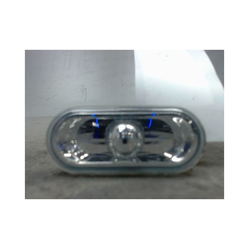 REPETITEUR AILE GAUCHE VOLKSWAGEN POLO 02-05