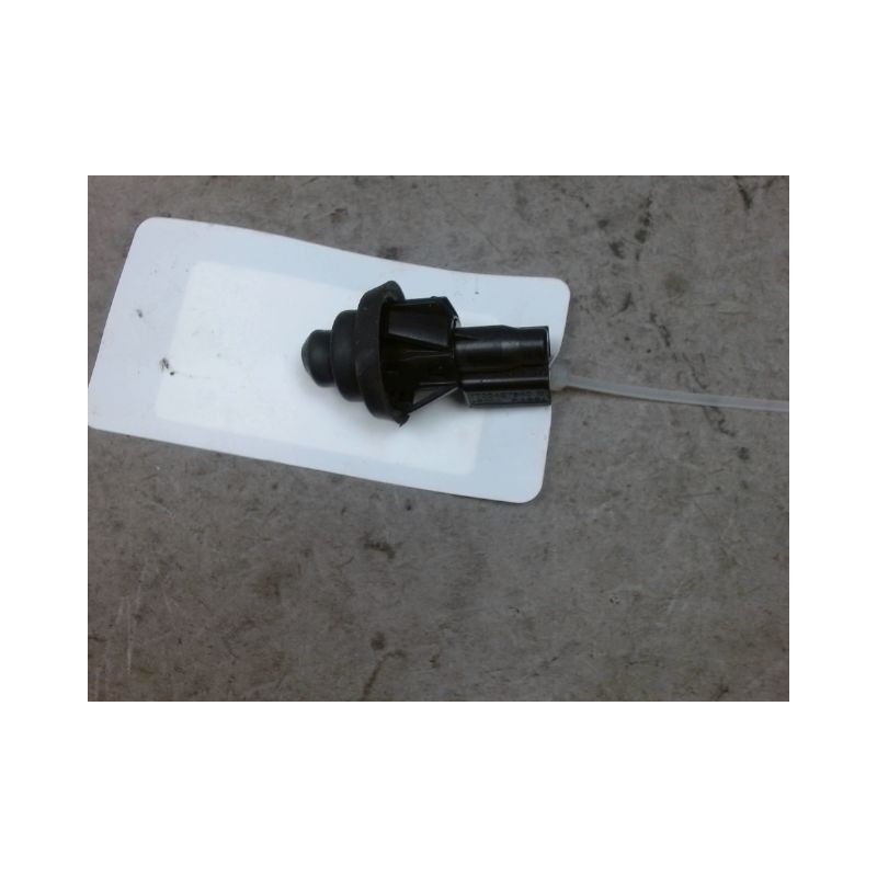 CONTACTEUR PORTE AVANT DROIT DACIA SANDERO