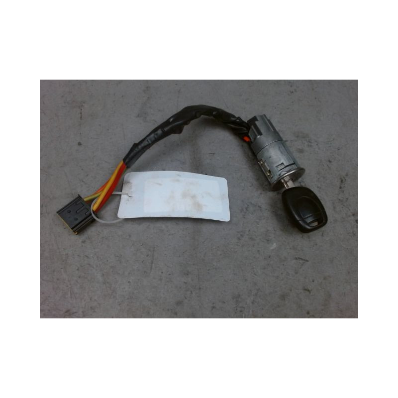 ANTIVOL DE DIRECTION RENAULT CLIO II CAMPUS 06-