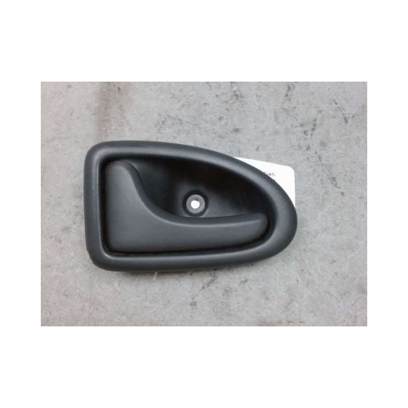 POIGNEE INTERIEURE PORTE AVANT GAUCHE RENAULT CLIO II CAMPUS 06-