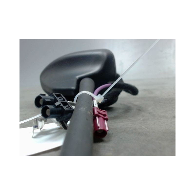 ANTENNE RADIO FORD FIESTA