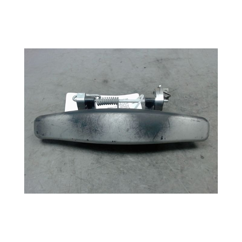 POIGNEE EXTERIEURE PORTE AVANT GAUCHE DACIA SANDERO 2008-