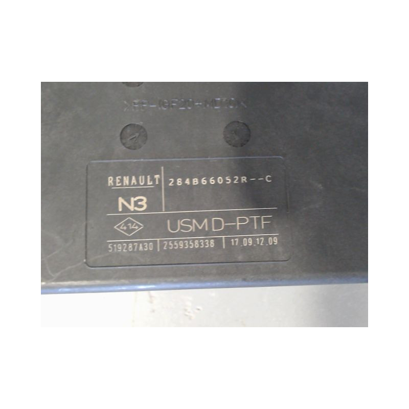 BOITE A FUSIBLES RENAULT LAGUNA
