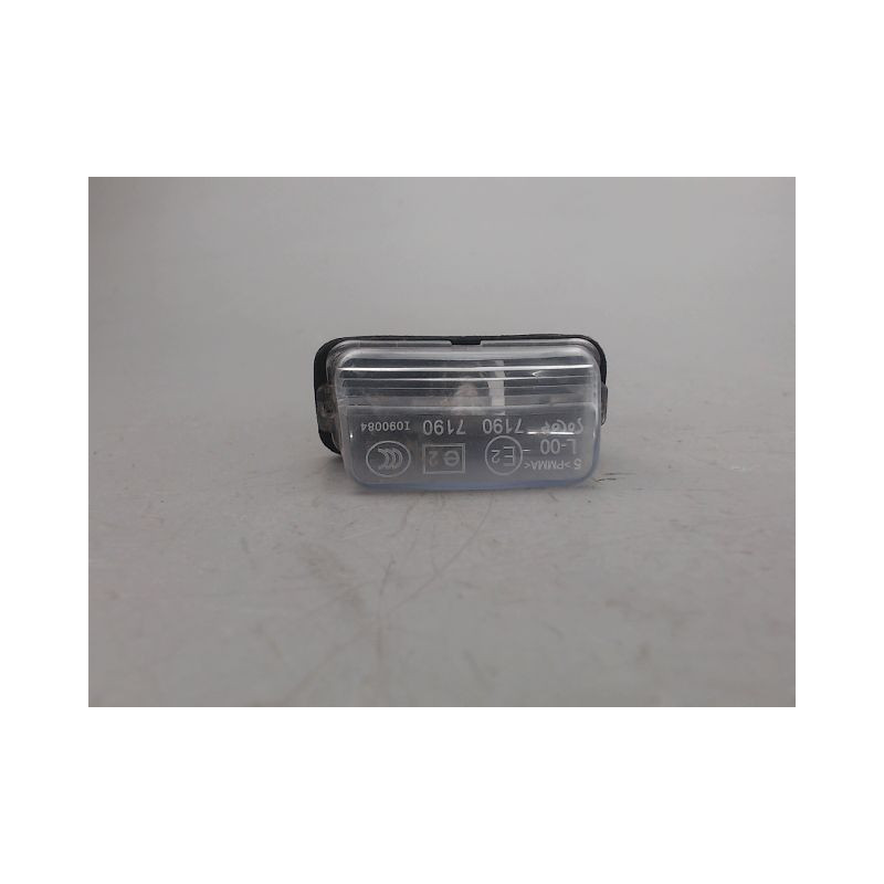 ECLAIREUR PLAQUE DE POLICE GAUCHE PEUGEOT 206