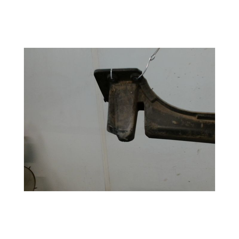 RENFORT PARE-CHOC ARRIERE  PEUGEOT 407