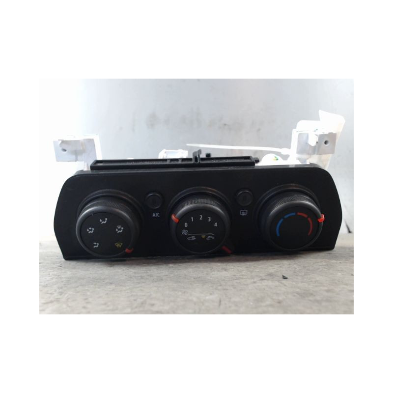 COMMANDE DE CHAUFFAGE DACIA SANDERO