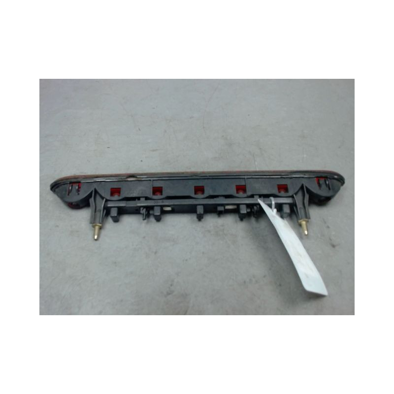 FEUX STOP SUPPLEMENTAIRE CITROEN BERLINGO BREAK -2002