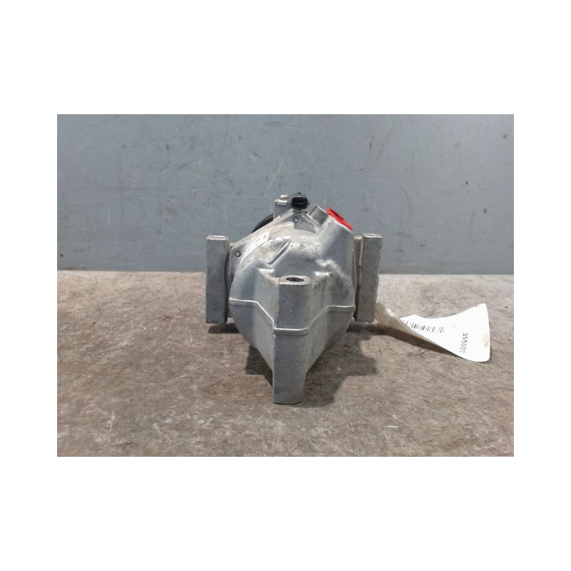 COMPRESSEUR AIR CONDITIONNE DACIA SANDERO