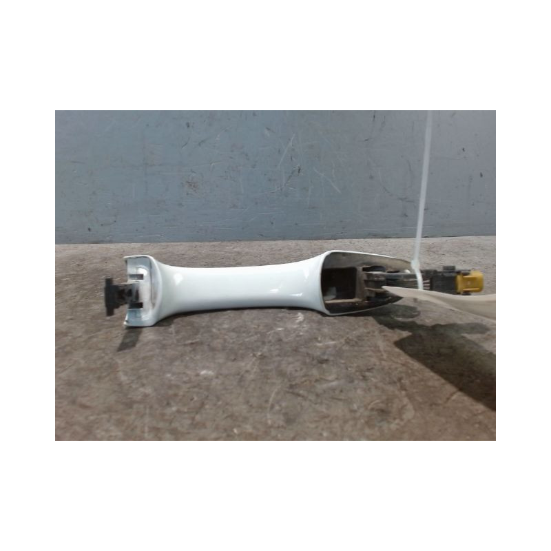 POIGNEE EXTERIEURE PORTE AVANT GAUCHE VOLKSWAGEN TIGUAN 2009-