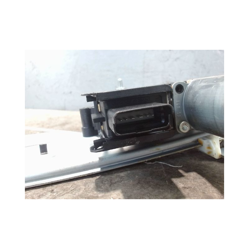 MECANISME+MOTEUR LEVE-GLACE ARRIERE DROIT PEUGEOT 208