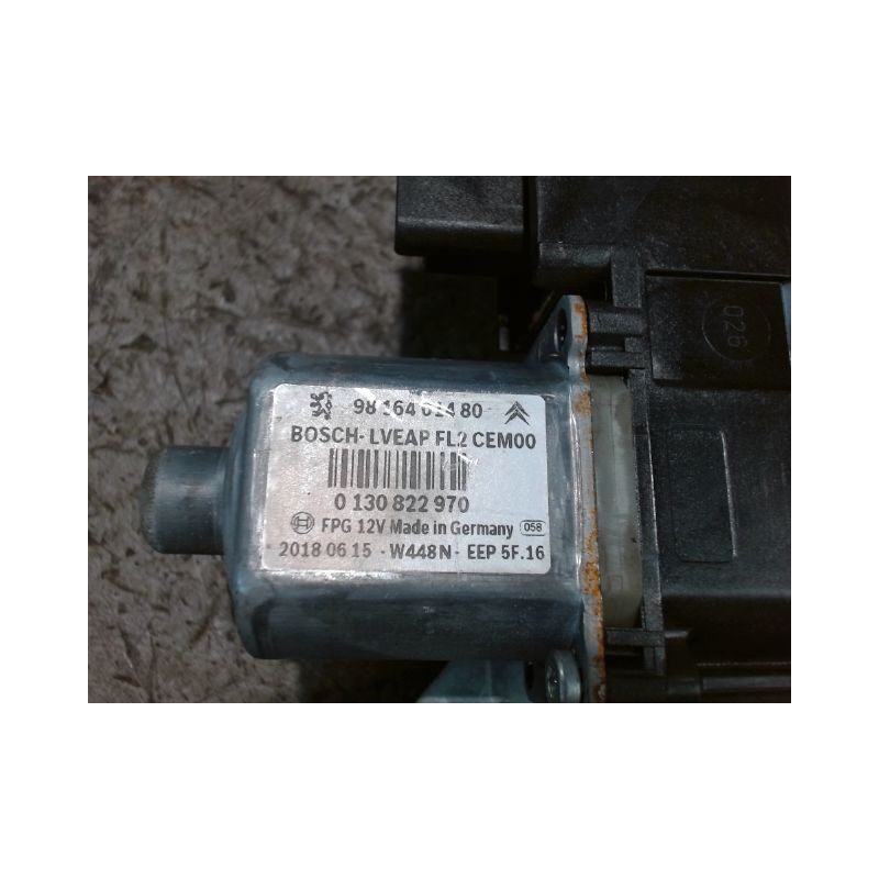 MECANISME+MOTEUR LEVE-GLACE ARRIERE DROIT PEUGEOT 208