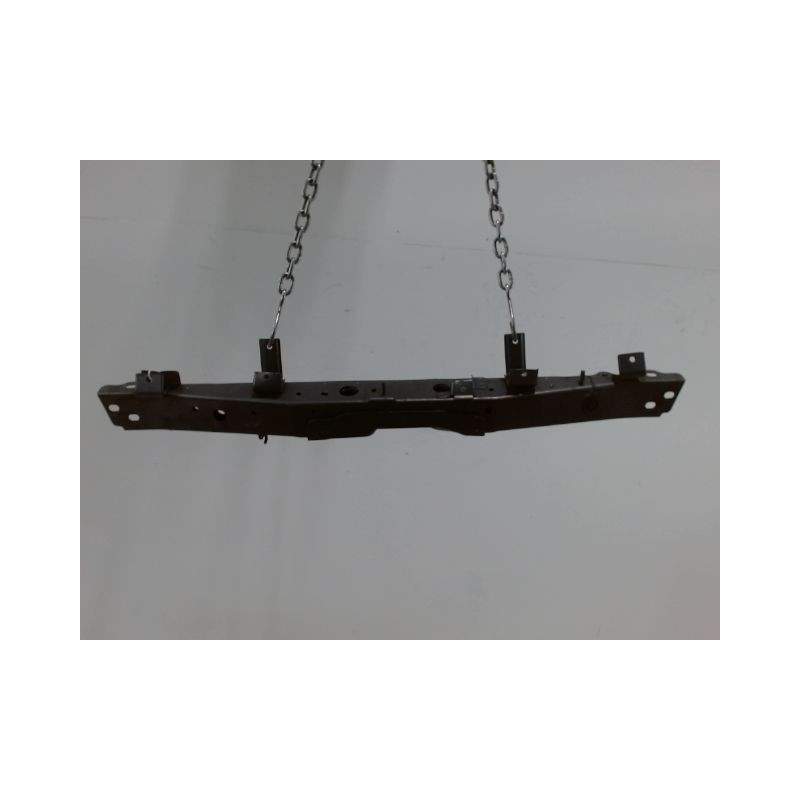 TRAVERSE SUPERIEURE ARMATURE AVANT NISSAN QASHQAI