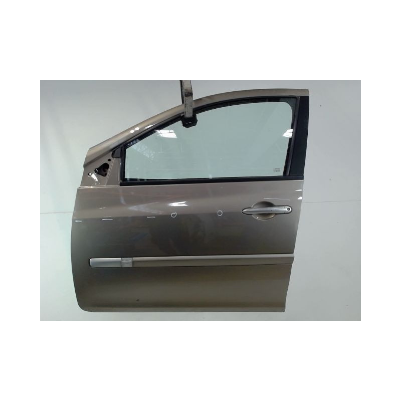 PORTE AVANT GAUCHE RENAULT CLIO