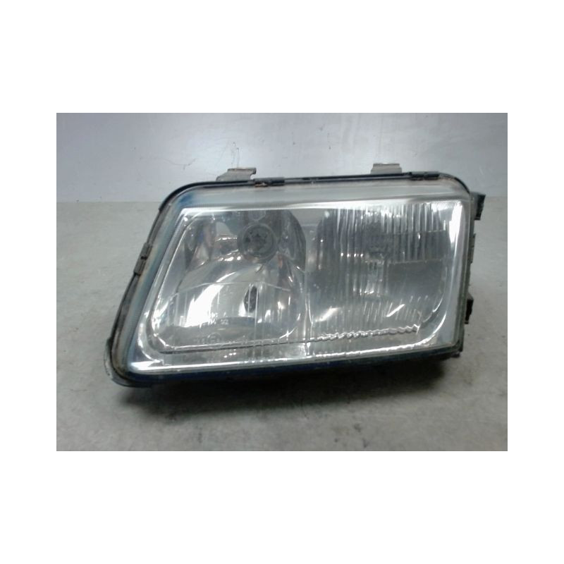 PHARE GAUCHE AUDI A3 -2000