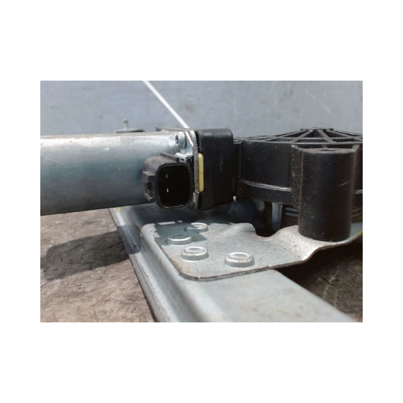 MECANISME+MOTEUR LEVE-GLACE ARRIERE GAUCHE DACIA SANDERO 2008-