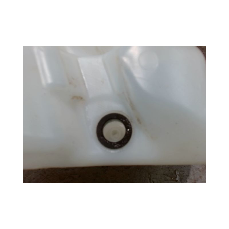 RESERVOIR LAVE-GLACE AVANT CITROEN C4 2010-