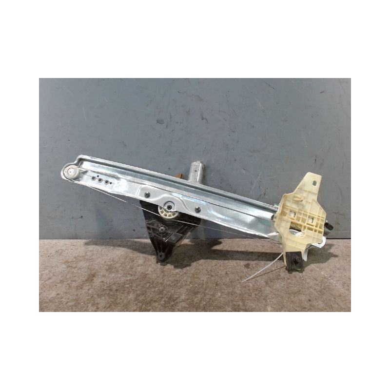 MECANISME+MOTEUR LEVE-GLACE AVANT DROIT DACIA SANDERO 2008-