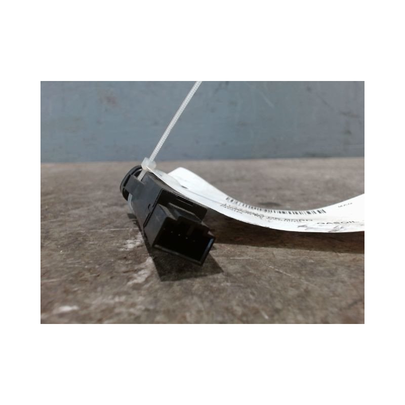 BOUTON DE WARNING VOLVO V40