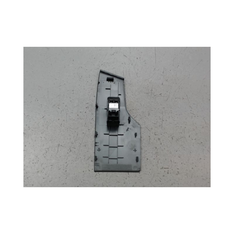 COMMANDE LEVE-GLACE PORTE AVD SEAT IBIZA 2008-