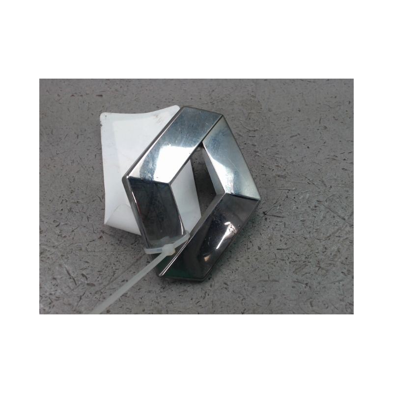SIGLE CALANDRE RENAULT MEGANE I Phase 2 1999-2002