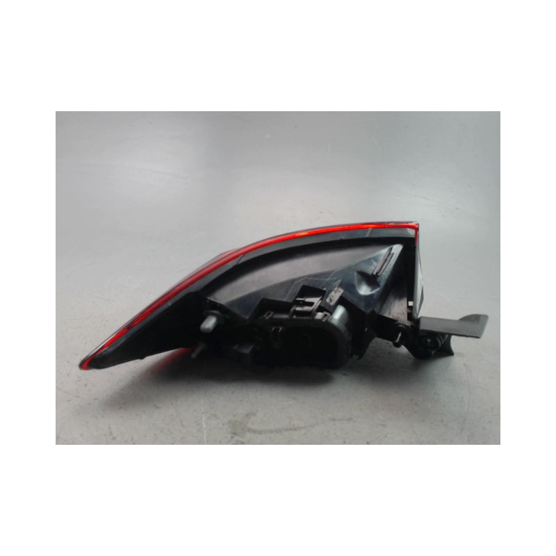 FEU ARRIERE DROIT RENAULT CLIO IV Phase 1 2012-...