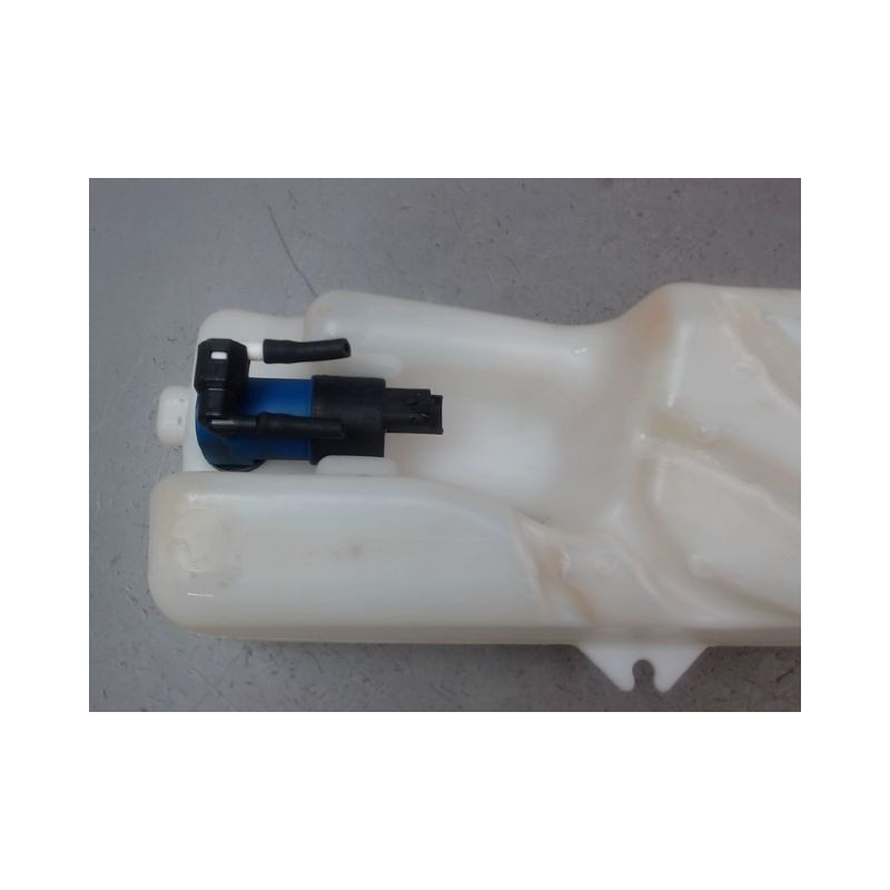 RESERVOIR LAVE-GLACE AVANT RENAULT CLIO III Phase 1 2005-2009
