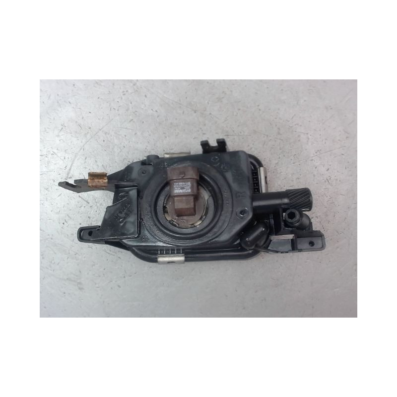 PHARE ANTIBROUILLARD AVANT DROIT MERCEDES CLASSE C BERL. II Phase 2 (203) 2004-2006
