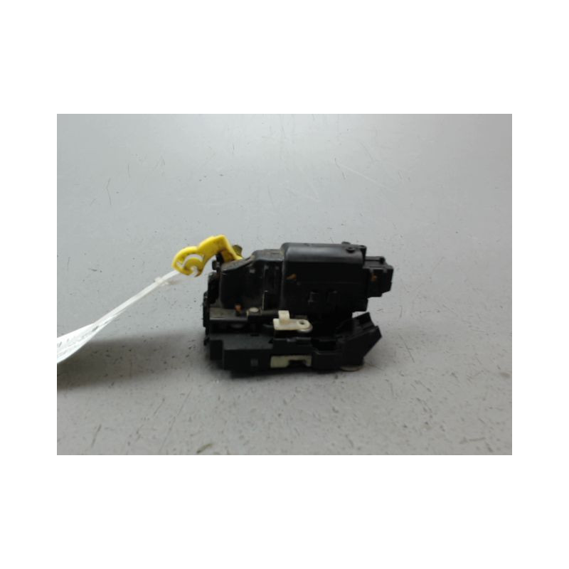 SYSTEME CONDAMNATION AVANT DROIT DACIA DUSTER BREAK Phase 2 2013-...