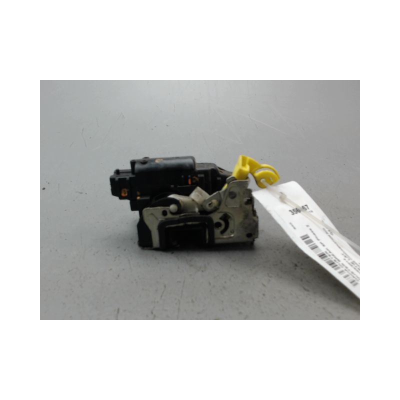 SYSTEME CONDAMNATION AVANT DROIT DACIA DUSTER BREAK Phase 2 2013-...