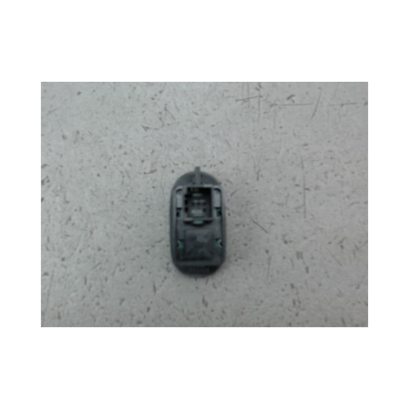 COMMANDE LEVE-GLACE PORTE AVD PEUGEOT 1007 2005-2010