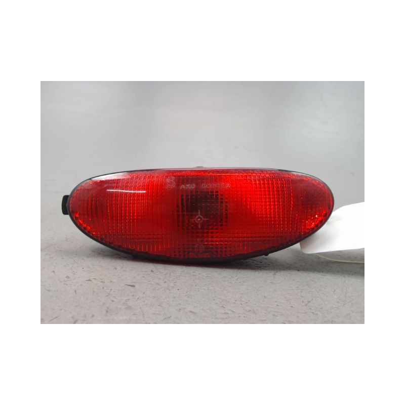 FEU BROUILLARD CENTRAL ARRIERE PEUGEOT 206 1998-2009