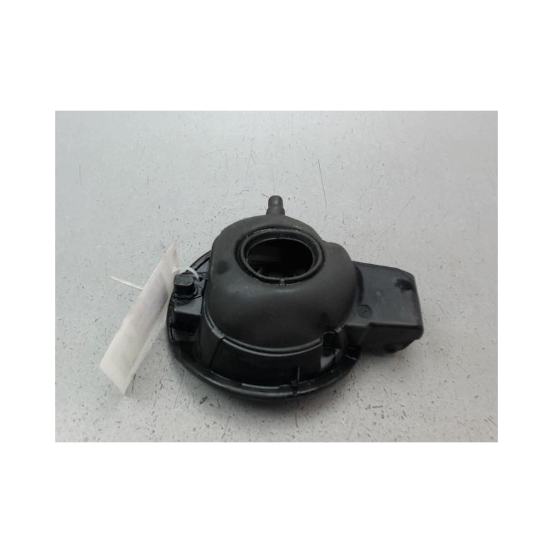 VOLET DE TRAPPE CARBURANT VOLKSWAGEN GOLF VI (1K) 2008-2013