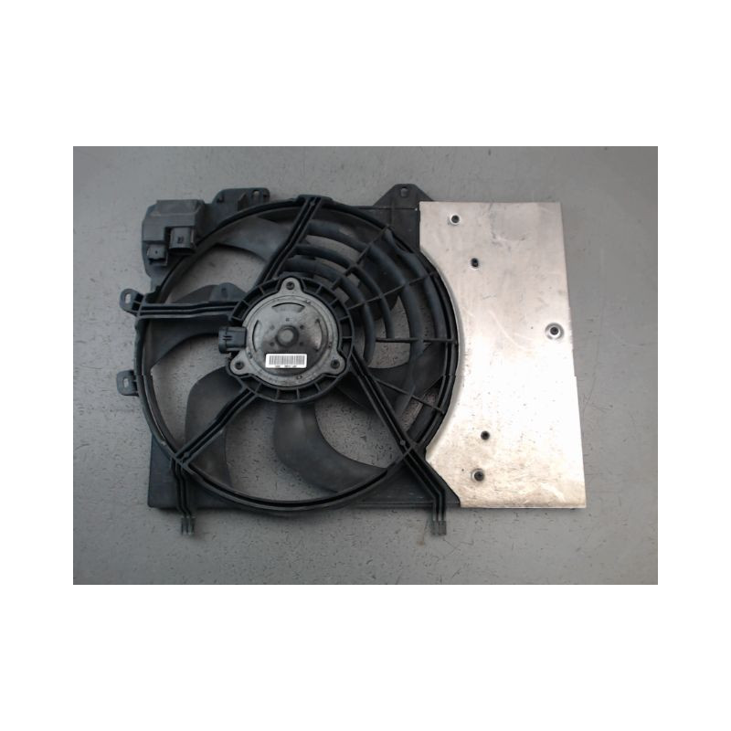 MOTEUR VENTILATEUR RADIATEUR PEUGEOT 207