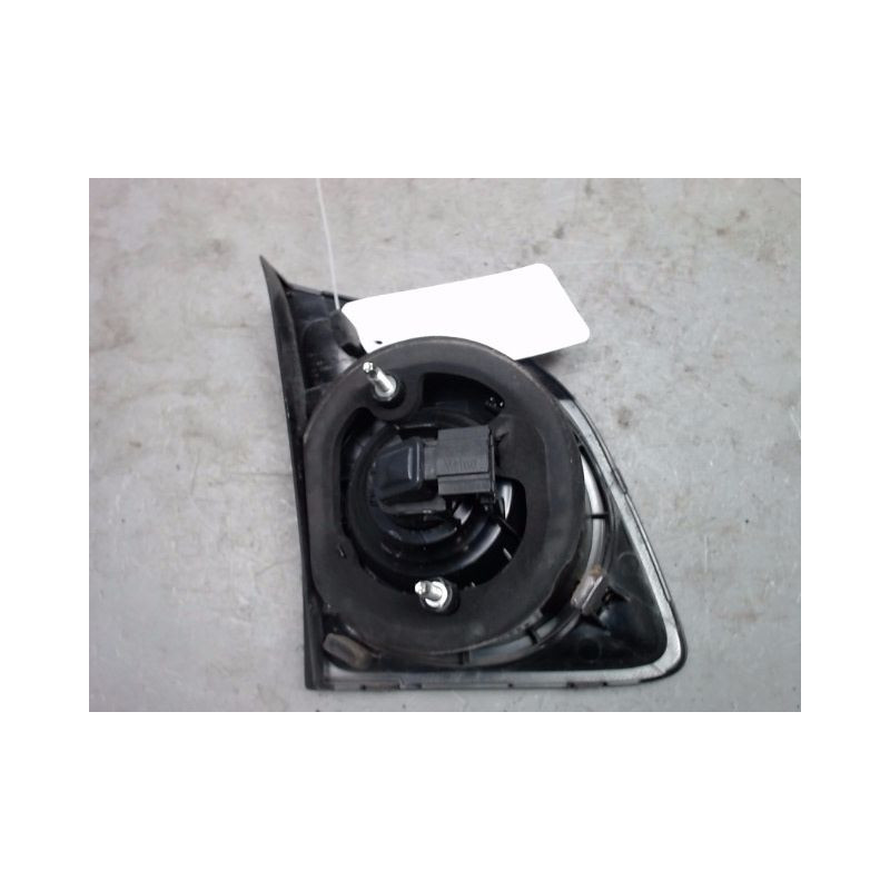 FEU ARRIERE INTERIEUR DROIT VOLKSWAGEN GOLF V PLUS 2005-