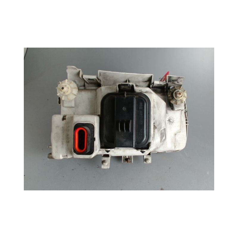 PHARE GAUCHE VOLKSWAGEN POLO 3 PHASE 1 ESSENCE