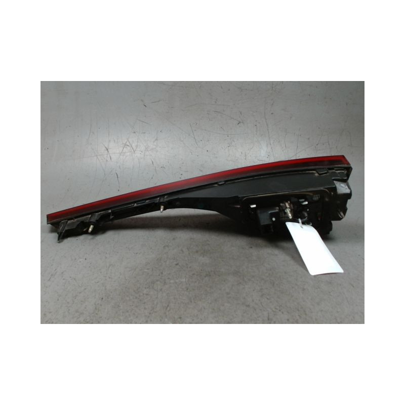 FEU ARRIERE INTERIEUR GAUCHE RENAULT MEGANE