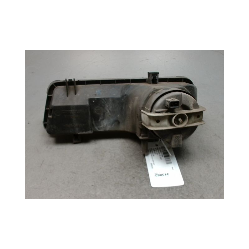 PHARE ANTIBROUILLARD AVANT DROIT PEUGEOT 806 94-2001