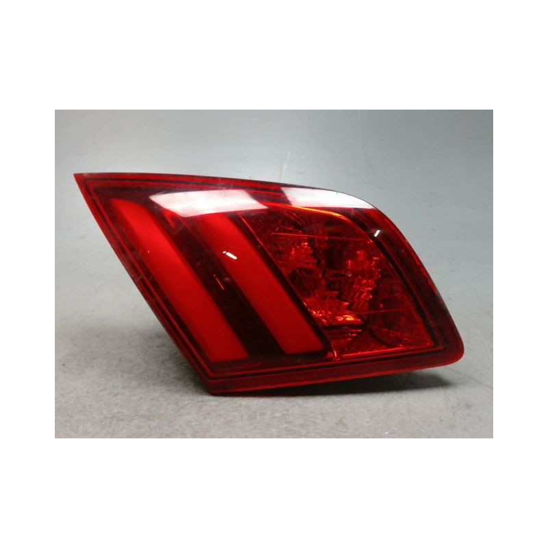 FEU ARRIERE INTERIEUR GAUCHE PEUGEOT 308
