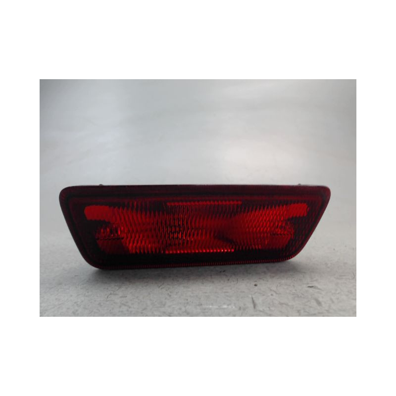FEU BROUILLARD CENTRAL ARRIERE NISSAN JUKE