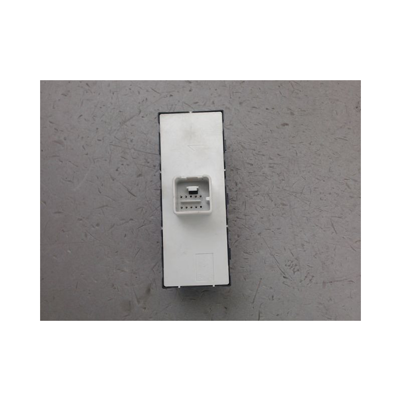 COMMANDE LEVE-GLACE PORTE AVG VOLKSWAGEN POLO