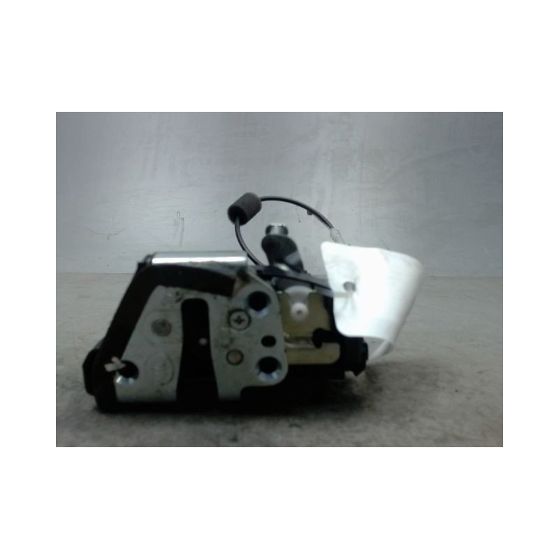 SYSTEME CONDAMNATION ARRIERE DROIT TOYOTA RAV4 2006
