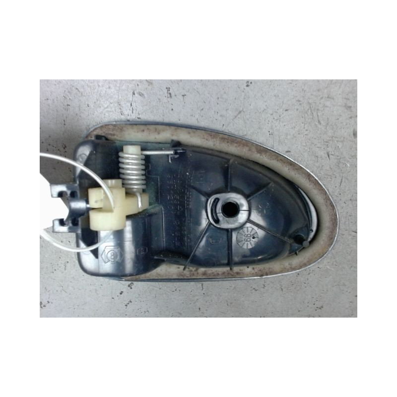 POIGNEE INTERIEURE PORTE AVANT DROIT RENAULT CLIO II PH.1 98-2001