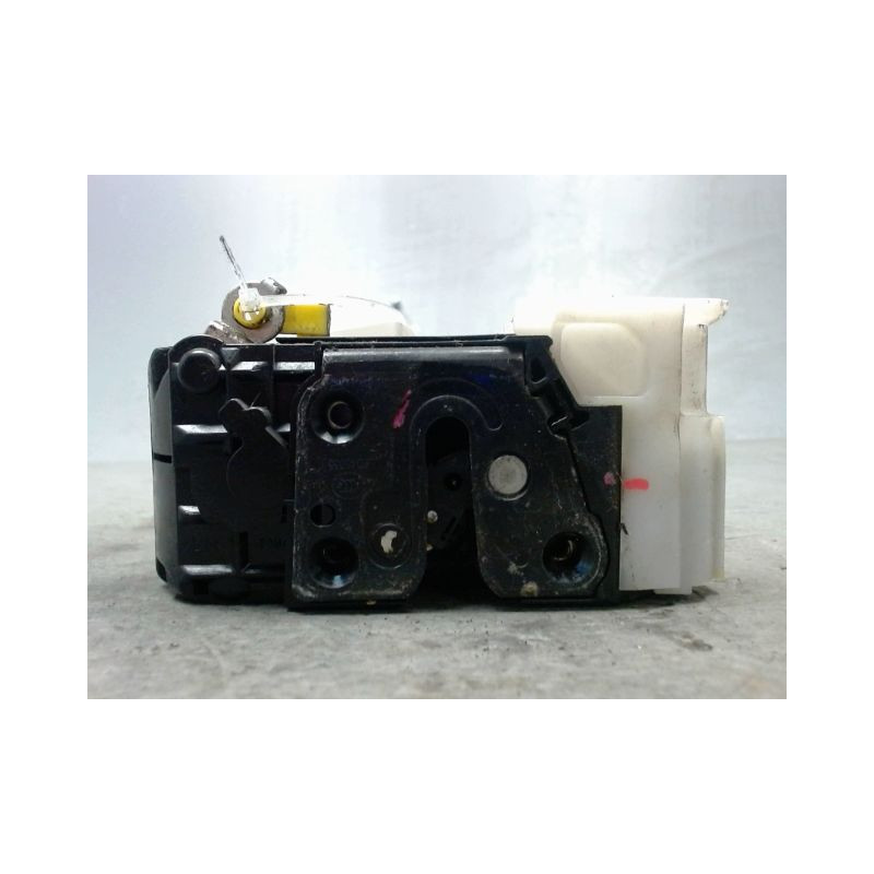SYSTEME CONDAMNATION AVANT GAUCHE HYUNDAI I 20 2009-