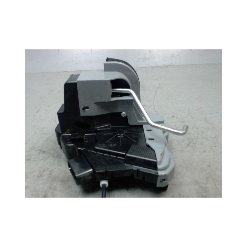 SYSTEME CONDAMNATION ARRIERE DROIT HYUNDAI I20