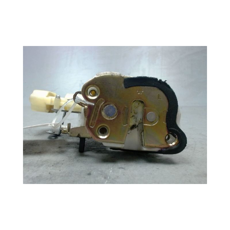 SYSTEME CONDAMNATION ARRIERE GAUCHE TOYOTA YARIS 2003-