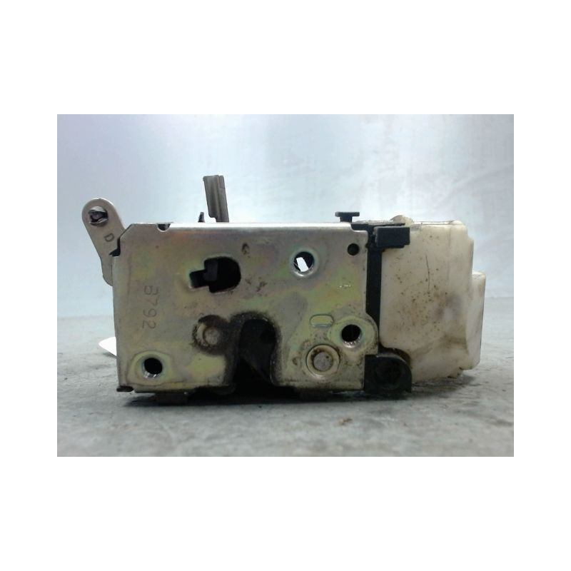 SYSTEME CONDAMNATION AVANT DROIT FIAT PUNTO 2003-
